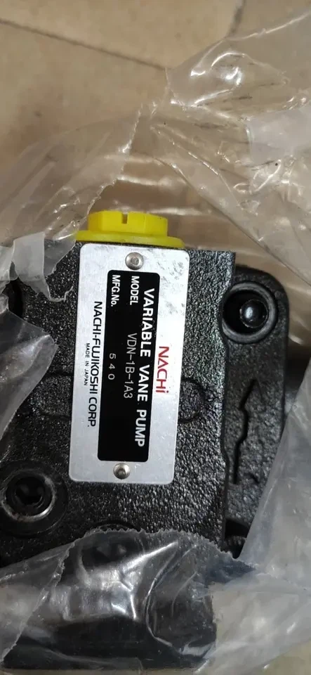 VDN-1B-1A2-11 VDN-1B-0A4-J-6311C VDN1B-1A 3-2.2-4-12 2A3 1A3-U-6311C Hydraulic Vane Ponp VDN-1B-1A{{16} }A4 2A4